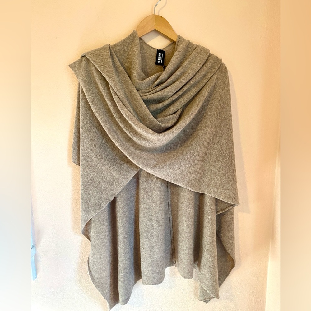 BERYLL 100% cashmere shawl XL scarf tan NWT